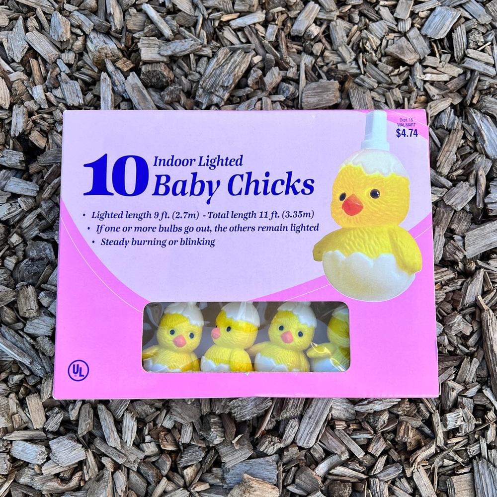Vintage Easter Blow Mold 10 Baby Chicks Cracked Eggs Indoor String Lights 9' NIB